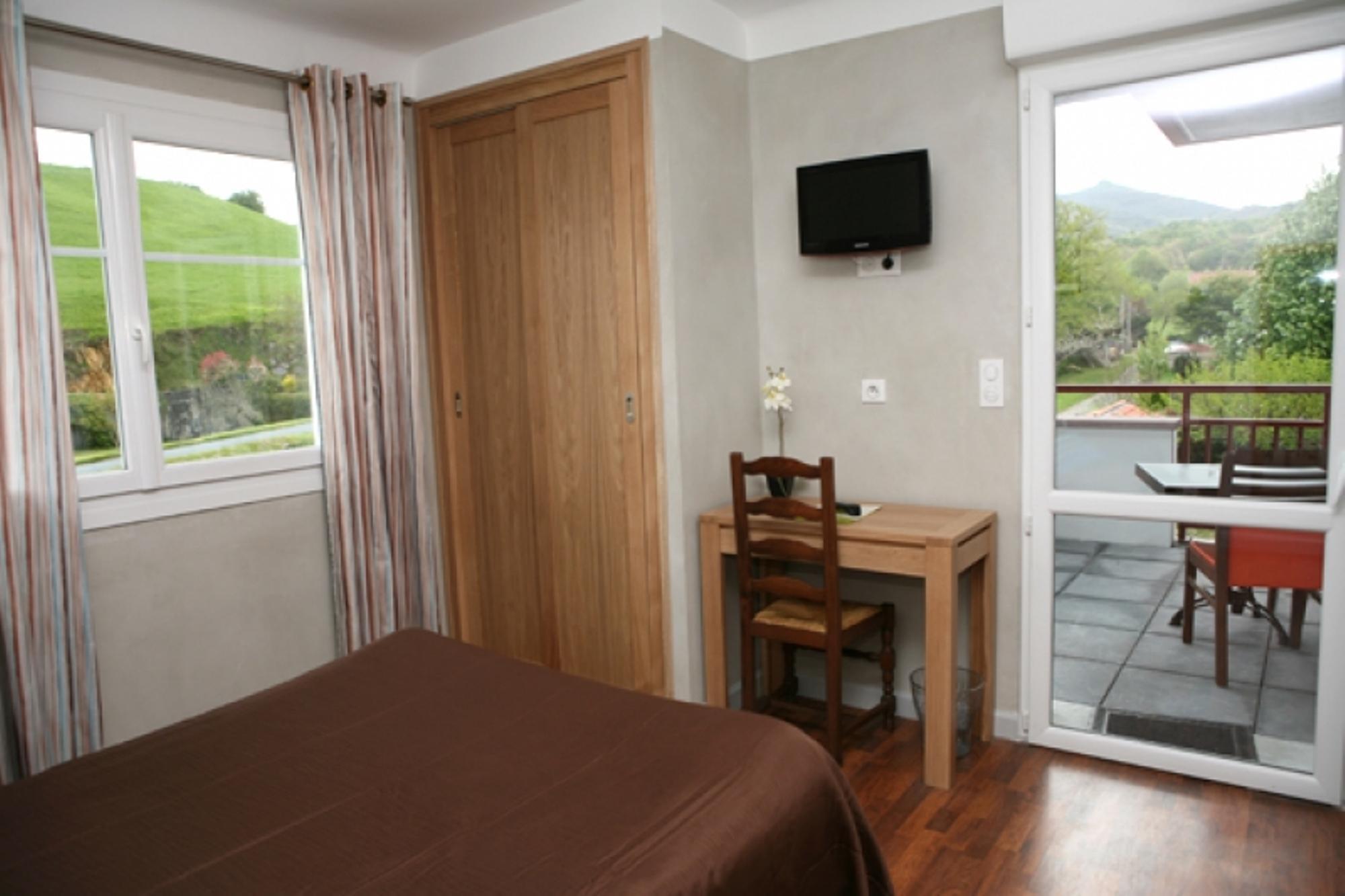Logis Hotel Ur-Hegian Aïnhoa Εξωτερικό φωτογραφία